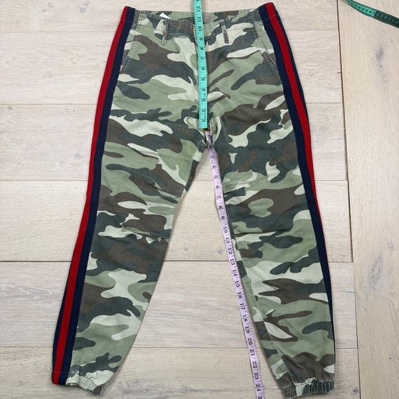 MOTHER The Misfit Side-Stripe Camo Pants - Picture 3 of 10